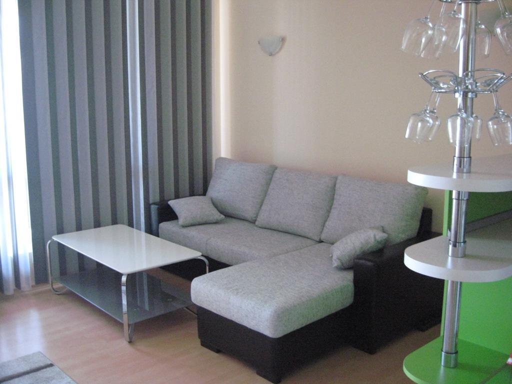 Chateau Aheloy Hotel Pomorie Room photo