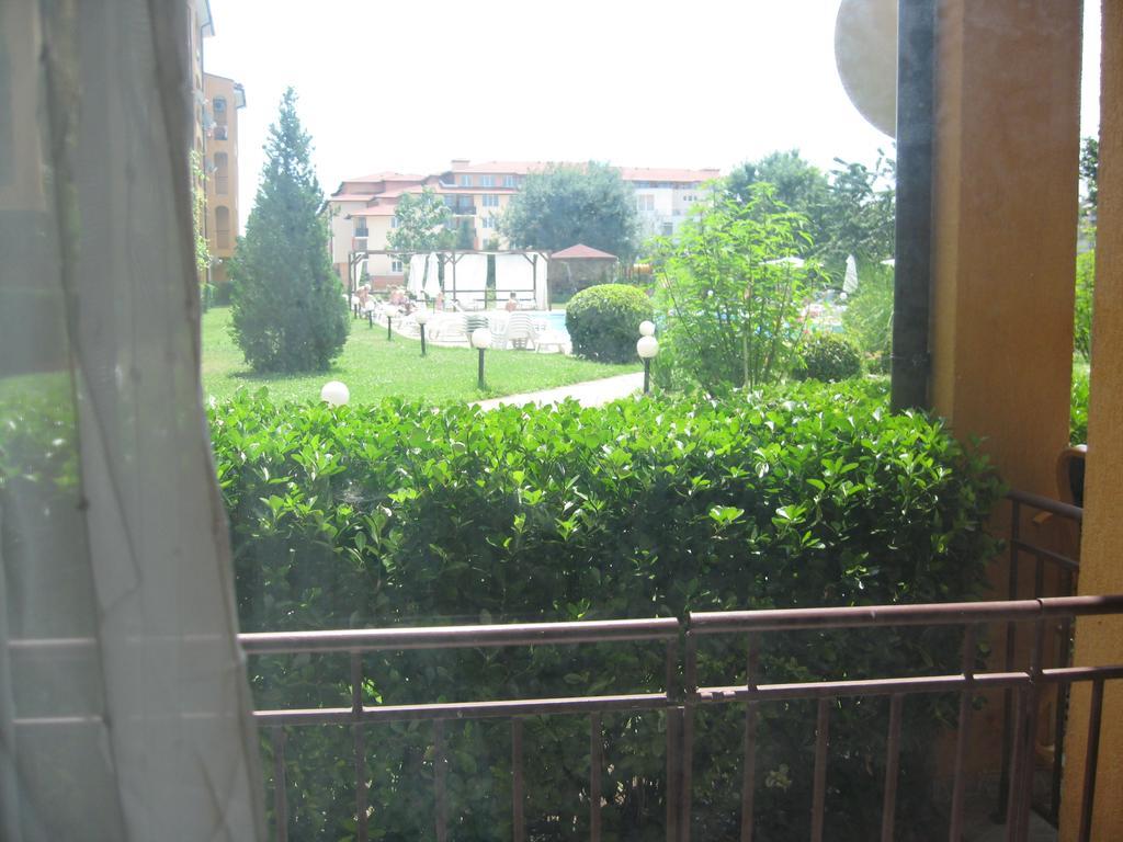 Chateau Aheloy Hotel Pomorie Exterior photo